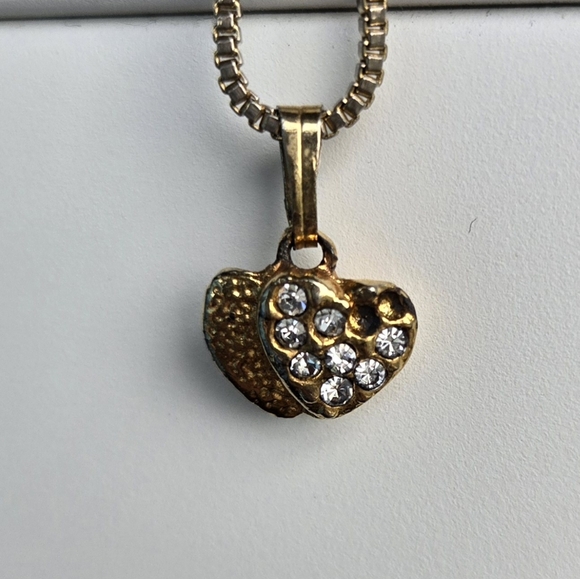 Vintage Double Heart Pendant White Rhinestones Gold Tone - Picture 4 of 4